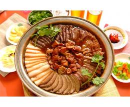吟食聞話(huà) 探索美食連鎖加盟新機(jī)遇與投資解析